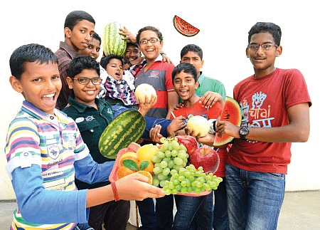 வெயிலோடு விளையாடு கனியோடு உணவாடு!