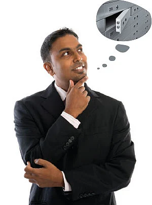 வெளிநாட்டில் வசிப்பவருக்கு வங்கி லாக்கர் கிடைக்குமா?