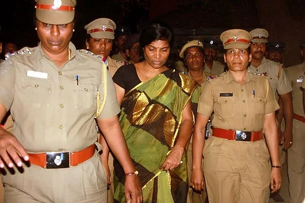 கல்லுாரி மாணவிகள் மரணம்; தாளாளர் வாசுகி ஜாமீன் மனு தள்ளுபடி!