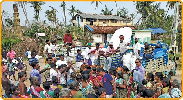 துயர் துடைக்க தொடர்ந்து உதவுவோம்!
