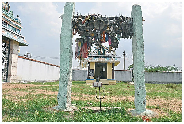கதவுகள் இல்லாத கிராமம்!