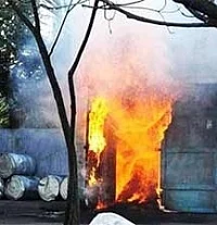 கடலூர்: பட்டாசு ஆலை வெடி விபத்தில் 3 பேர் பலி!
