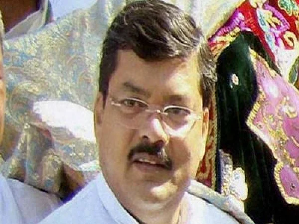 `மத்தியில் மோடி செய்வதை, கேரளத்தில் பினராயி செய்கிறார்!’ - முகுல் வாஸ்னிக் காட்டம்