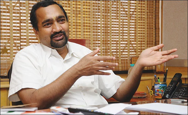 பண மதிப்பிழப்பு... வங்கிகளுக்கு லாபமா, நஷ்டமா?