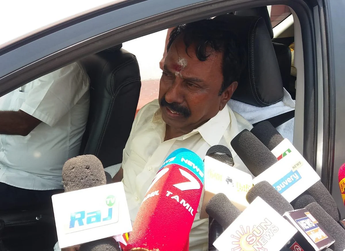 `ஜூலை மாதத்திற்குள் 28 லட்சம் லேப்டாப்கள் வழங்கப்படும்!’ - அமைச்சர் செங்கோட்டையன்