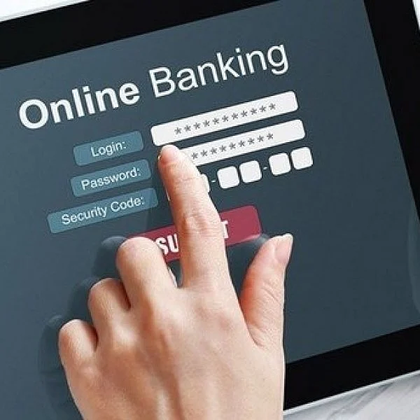 ஆன்லைன் பேங்கிங்... பாதுகாப்பாய் இருக்க உதவும் 8 டிப்ஸ்..! #SafeBanking