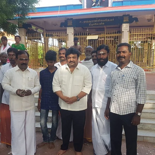 `என் அப்பாவின் ஆசையை நிறைவேற்றிவிட்டேன்!' - பசும்பொன்னில் மனம்திறந்த பிரபு