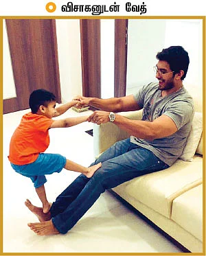 கலங்கிய ரஜினி... இன்டர்வியூ வைத்த தனுஷ்!