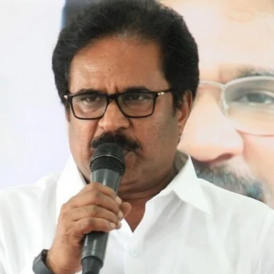 பொது சிவில் சட்டத்துக்கு குஷ்பு ஆதரவு.. திருநாவுக்கரசர் எதிர்ப்பு