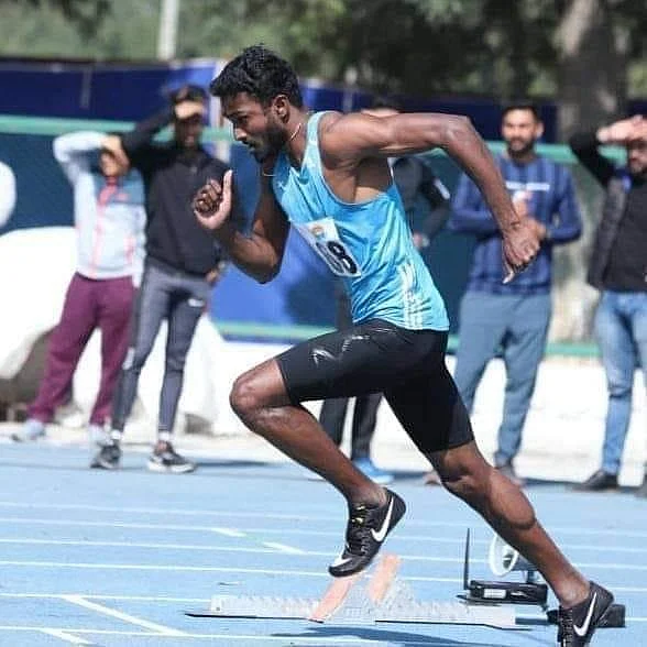 `அந்த நாளுக்காகத்தான் காத்திருக்கேன்!'- ஆரோக்கிய ராஜிவ் பற்றி தாய் பெருமிதம்
