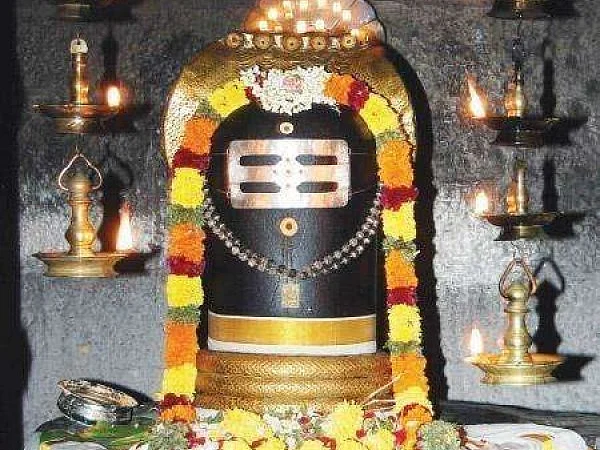 `தோழமை பாவமா... பக்தி வைராக்கியமா...' -நோய் தீர்க்கும் ஏயர்கோன் கலிக்காம நாயனார் குருபூஜை