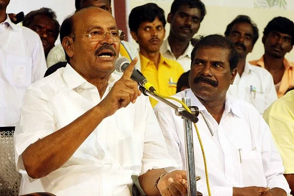 'கண்ணியம் முக்கியம் பேச்சாளர்களே'- கட்சியினருக்கு ராமதாஸ் அறிவுரை!