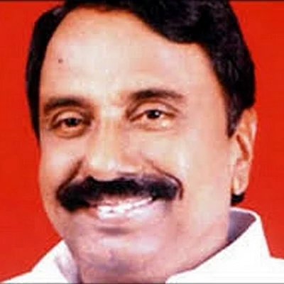 கோபியில் செங்கோட்டையன் தொடர்ந்து முன்னிலை!