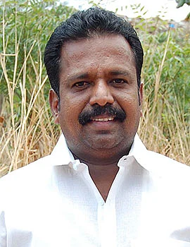 'குஷ்புவை வைத்துக்கொண்டு கட்சி நடத்த முடியாது!'- காங்கிரஸில் அடுத்த கலகக்குரல்!