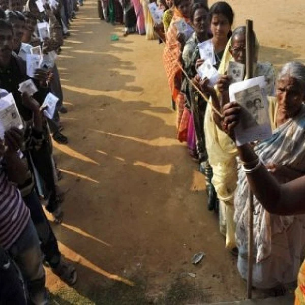 தமிழகத்தில் முடிந்துள்ள தேர்தல் அரசியலும்... முடியாத சவால்களும்!