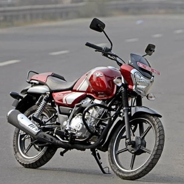விக்ராந்த் போர்க் கப்பலின் இரும்பைக்கொண்ட பஜாஜ் V12 பைக் எப்படி இருக்கிறது?