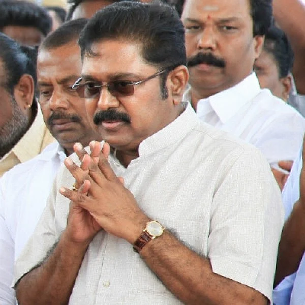 சவால்விட்ட அமைச்சருக்குக் கல்தா கொடுத்த தினகரன்!