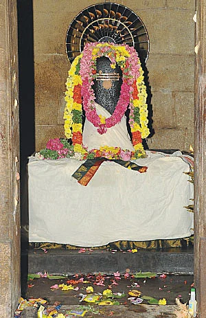 இதோ... எந்தன் தெய்வம்! - 26