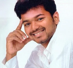 டெல்லியில் ஹஜாரேவை சந்திக்கிறார் நடிகர் விஜய்!