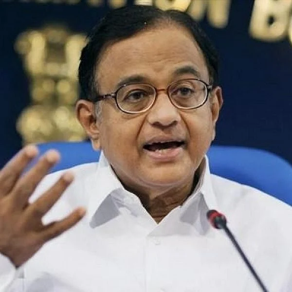 ``பிச்சை எடுப்பதும் ஒரு தொழில்தான்!” மோடியைச் சாடிய சிதம்பரம்… மீண்டும் காங்கிரஸைக் கலாய்த்த பா.ஜ.க!