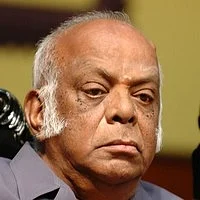 'ரூ.10 ஆயிரம் கோடி சொத்து அனைத்தும் தர்ம அறக்கட்டளைக்கே!' - பரபரப்பை கிளப்பியுள்ள உயில்!