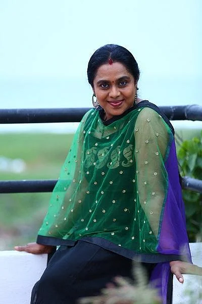 " 'சந்திரகுமாரி' சீரியல்ல ராதிகாவுக்குப் பதில் நான் ஏன் நடிக்கிறேன்..!?’’ - விளக்குகிறார் விஜி சந்திரசேகர்