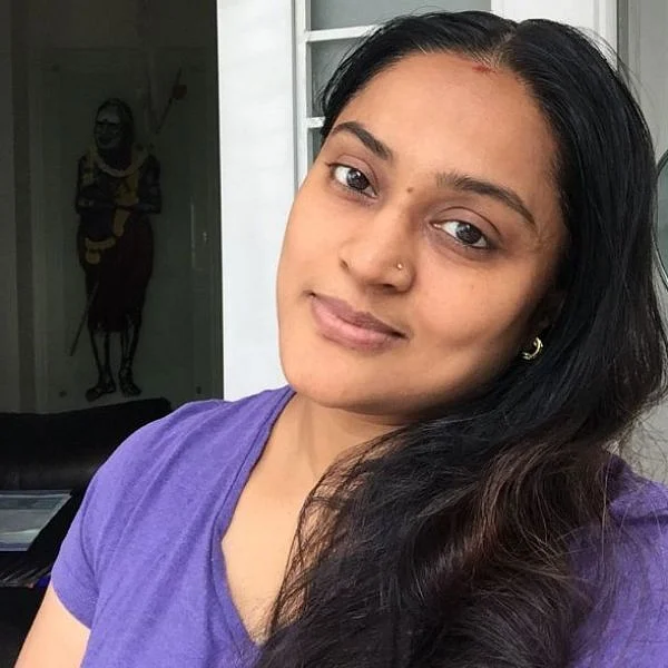 "அம்மாவா இருக்கிறதைவிட, நடிப்பு பெரிசு இல்லை!'' 'வண்ண வண்ண பூக்கள்’ வினோதினி