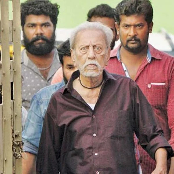 '16 வயதினிலே' முதல் '60 வயது மாநிறம் வரை'... வயதை டைட்டிலாக்கிய தமிழ் படங்கள்..!