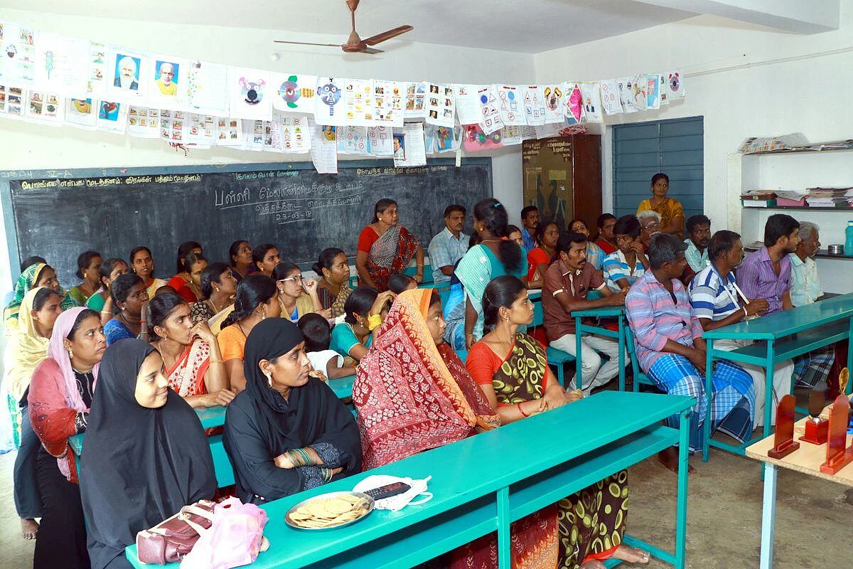 அரசுப் பள்ளியின் அடடே முயற்சி.. அசத்தும் தலைமை ஆசிரியர்!
