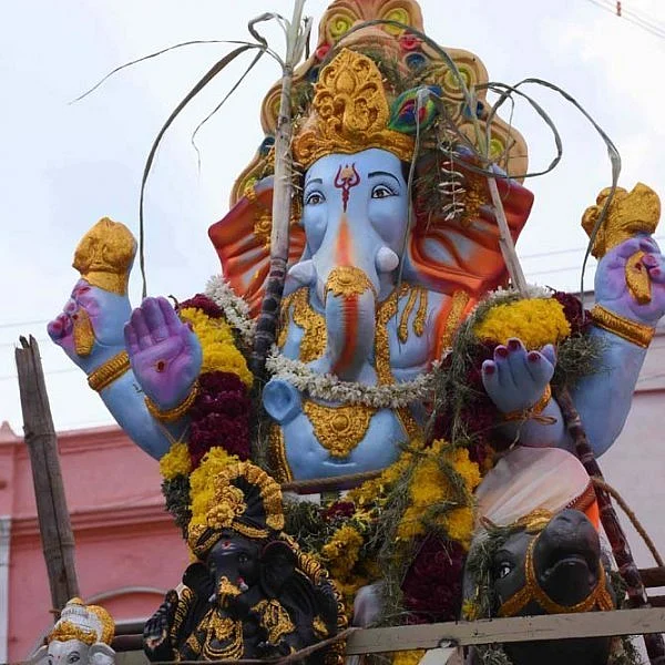 பிள்ளையார் சிலைகளைக் கரைக்க செயற்கைக் குளங்கள்! - யமுனை நதி கண்காணிப்புக் குழு பரிந்துரை