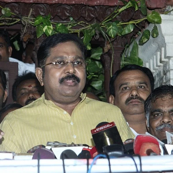 புதிய பேரவையைத் தொடங்க தினகரன் திட்டம்!