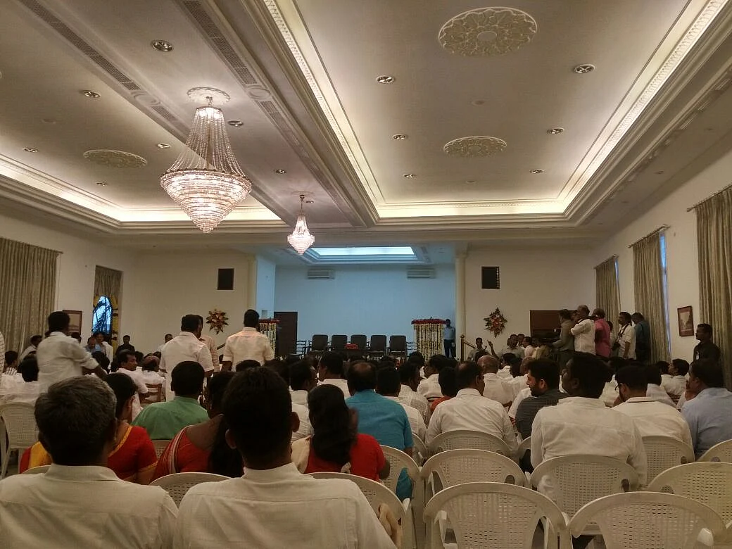 'இனி தமிழக வளர்ச்சிதான் குறிக்கோள்': அணிகள் இணைப்பை வாழ்த்திய மோடி! #LiveUpdate