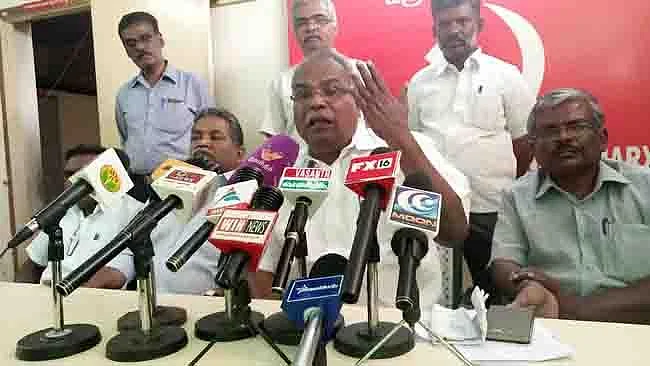 ``இதுவரை ஏன் ஓ.பி.எஸ்ஸை விசாரிக்கவில்லை" - கே.பாலகிருஷ்ணன் கேள்வி!