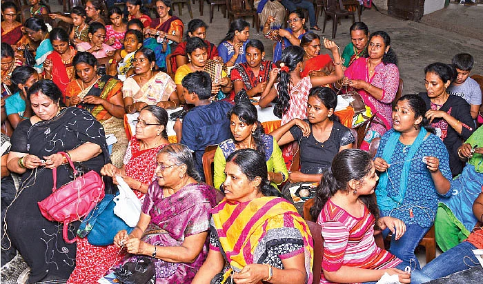 ஜூட் ஜுவல்லரி மேக்கிங் அழகாக செய்து அசத்திய அவள் வாசகிகள்!