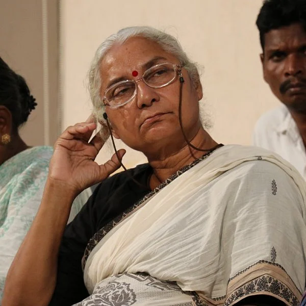 ``கார்ப்பரேட்கள் போல போராளிகளும் ஒன்றிணைய வேண்டும்!” - மேதா பட்கர் #VikatanExclusive
