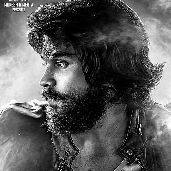 ஃபாரின் ஷூட்டில் ஆதித்யா வர்மா குழு! - ஜூனில் படம் ரிலீஸ்