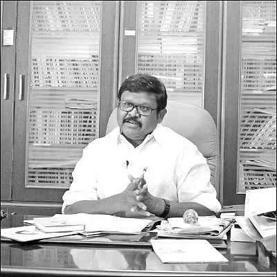 ‘‘ஒரு பெண்ணின் வெற்றிடத்தை இன்னொரு பெண்ணால்தான் நிரப்ப முடியும்!”