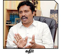 ‘மனித உரிமைன்னு சொல்றவன் எல்லாம் கிரிமினல்!’
