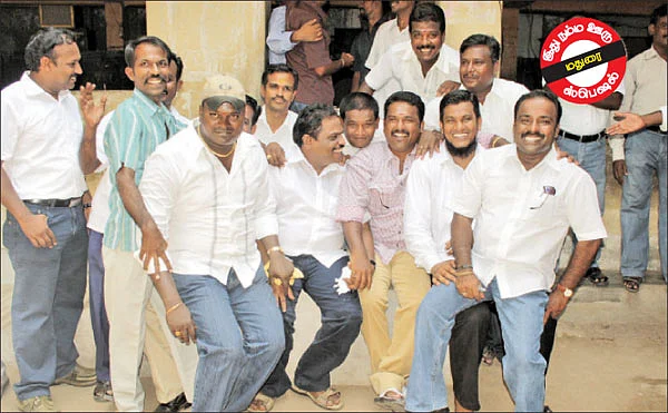 புளி மிட்டாய்.. பொரி உருண்டை!