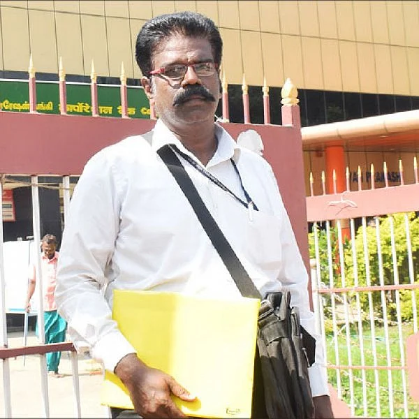 எழுத்துக்கு அப்பால் - தொகுப்பு: வெ.நீலகண்டன்