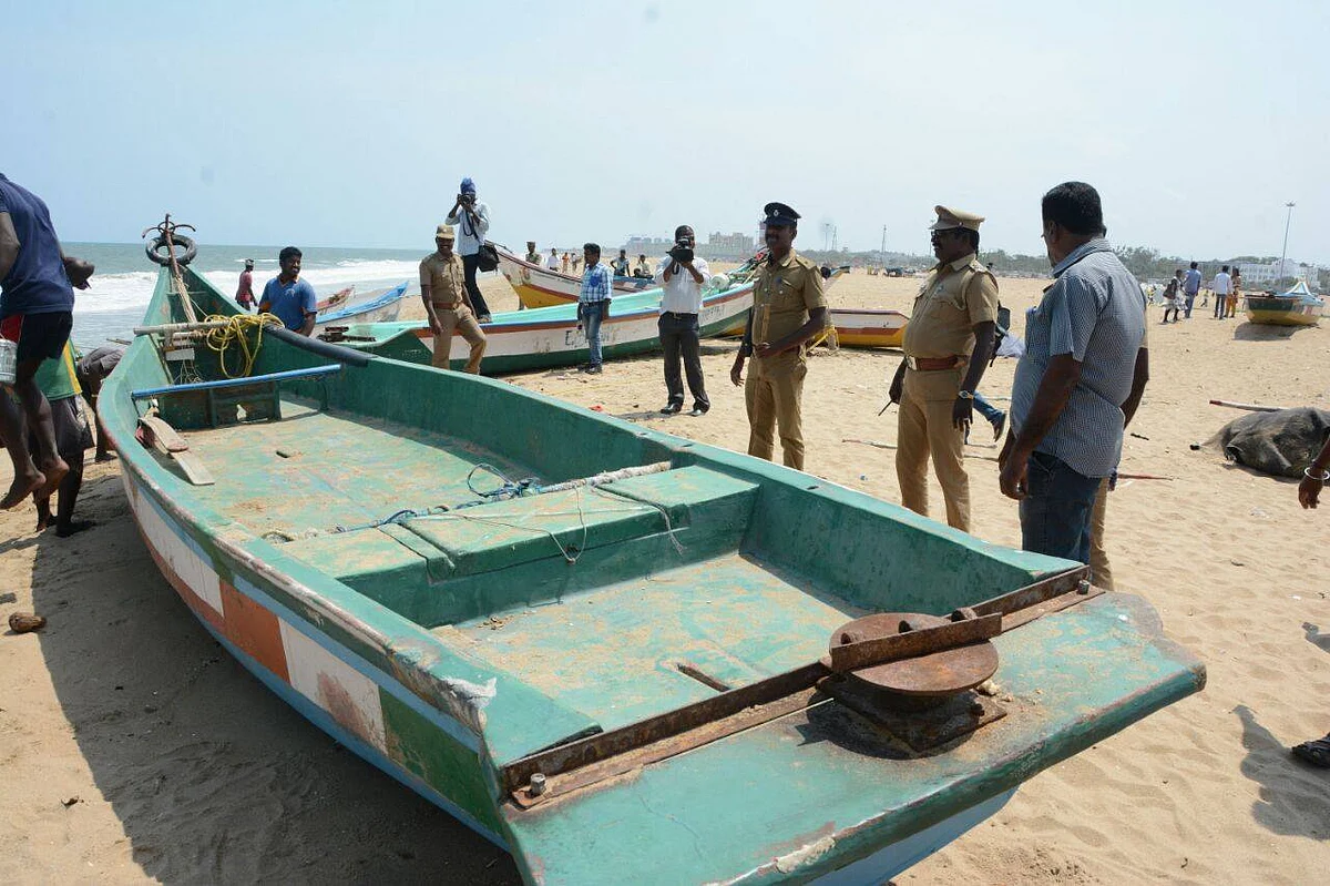 மெரினாவில் திடீர் போலீஸ் குவிப்பு! போராட்ட வதந்தியால் பரபரப்பு