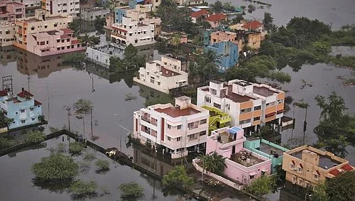 மூன்று நாட்களாக ஒரு வேளை மட்டும் உண்டு நிவாரணம் அளித்த பாலியல் தொழிலாளர்கள்!