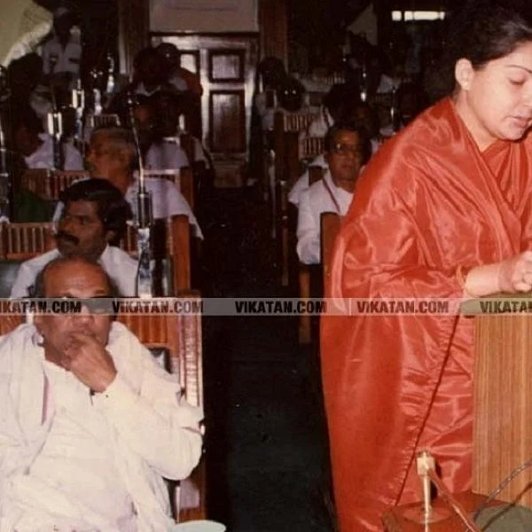 நாடாளுமன்றத் தேர்தல் 2019: ஜெயலலிதாவையும் கருணாநிதியையும் 'மிஸ்' செய்கிறார்களா வாக்காளர்கள்?