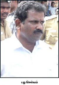 வேட்புமனுத் தாக்கலின்போதே வீழ்த்துவது எப்படி?