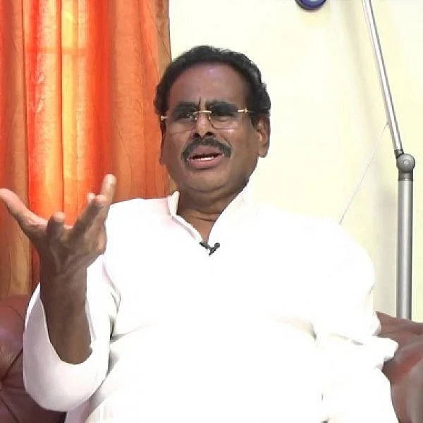 கவலைக்கிடமான நிலையில் நடராசன் -மீண்டும் பரோலில் வருகிறாரா சசிகலா?