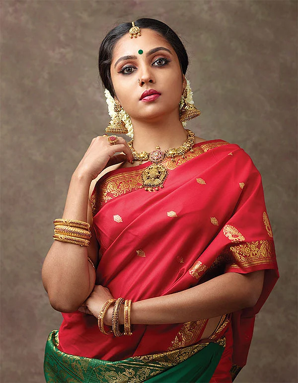 அசத்தும் ஆன்டிக் நகைகள்... - ஆபரணங்கள் ஸ்பெஷல்!