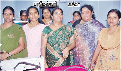 கைகொடுத்தார்... கரையேறுகிறார்கள்....