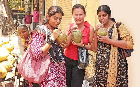 இளமையைக் கூட்டும் இளநீர்
