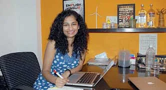 இது,இந்திய இல்லத்தரசிகளின் பொதுக்கதை !