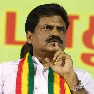 'முதல்வர் அல்லது பொதுச்செயலாளர் பதவியை கொங்கு மண்டலத்தினருக்கு கொடுத்திருக்க வேண்டும்' - 'கொங்கு' ஈஸ்வரன்